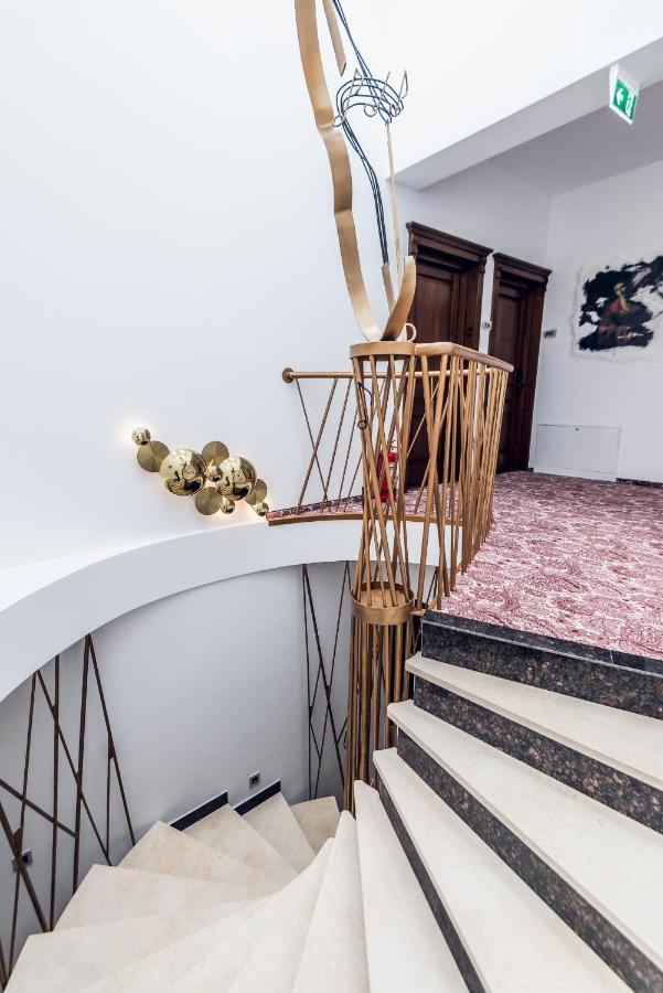 Galleria Hotel 4*